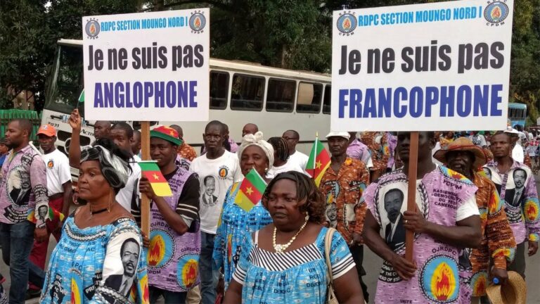 CAMEROUN – POLITIQUE : Au pouvoir depuis 42 ans, Paul Biya au défi de la crise des régions anglophones